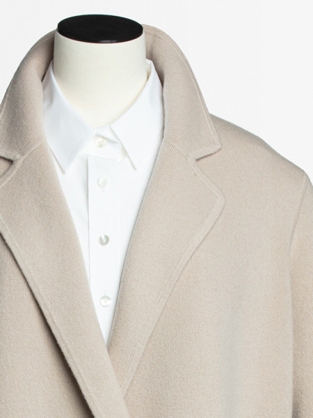 02_beige