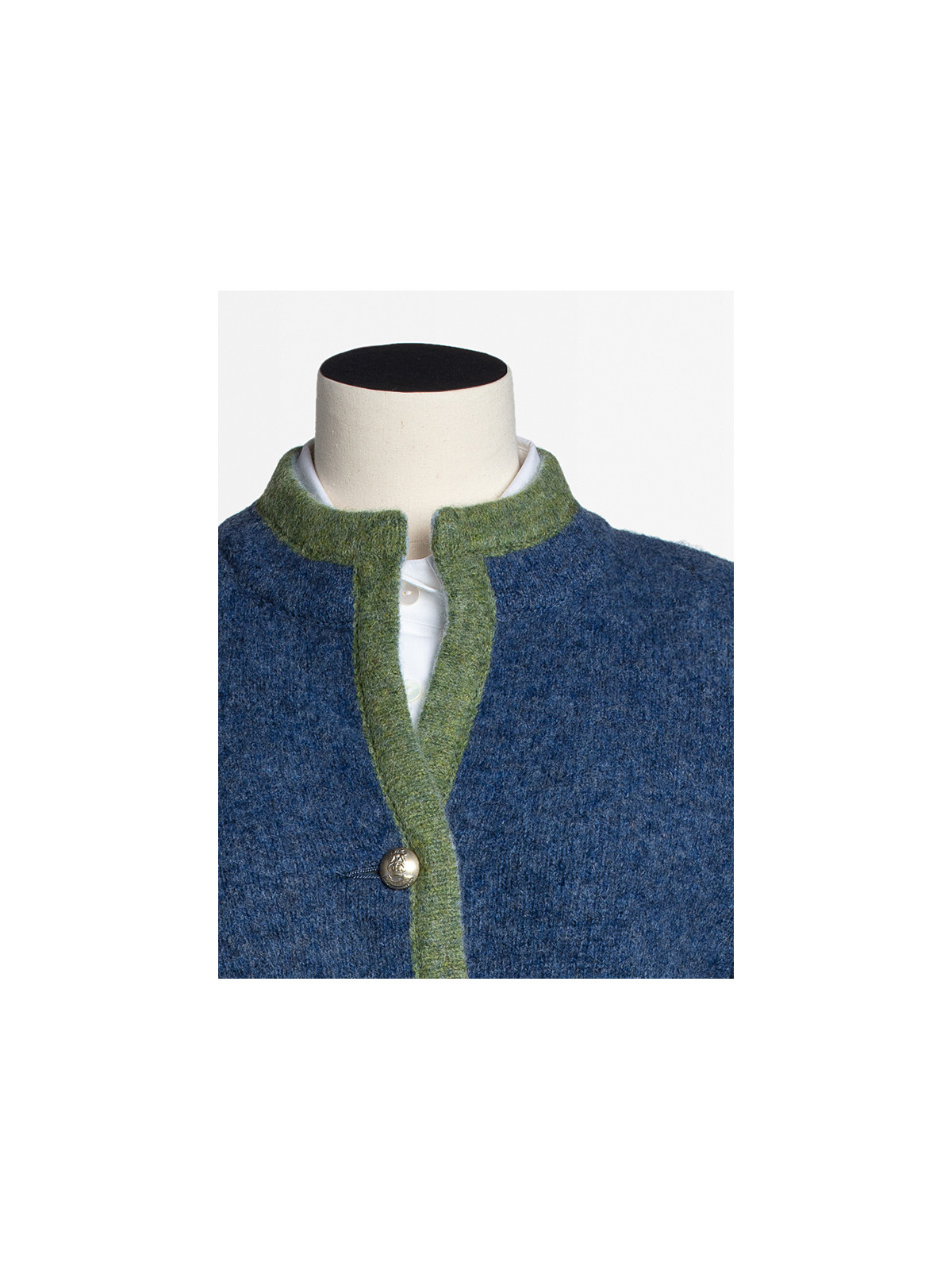 47303757_bleujean